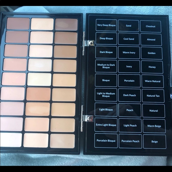 Bobbi Brown Pro Face Palette - Picture 5 of 7